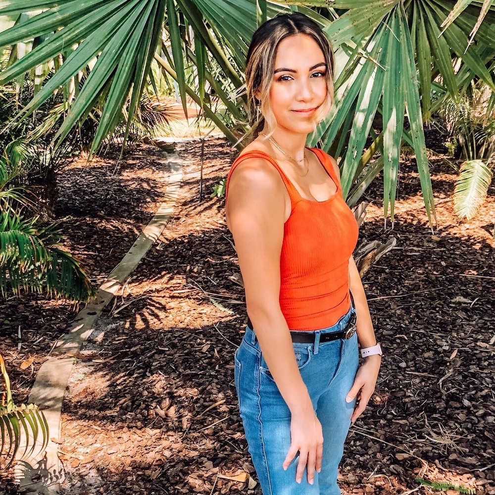 Meet your Posher, Jasmine